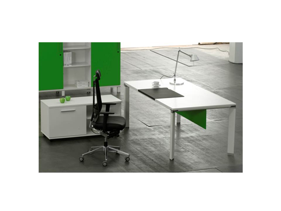 [1178135] Commercial Office Desk (1600 X 900 X 750)